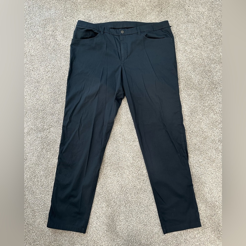 ABC Classic-Fit Pant Dark Gray, Size 38